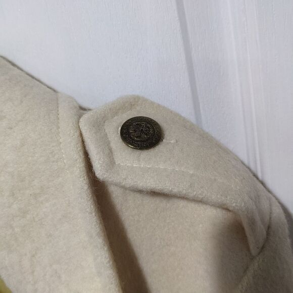 Vintage Luba Paris | Double Breasted Wool Coat with Crest - Picture 8 of 15
